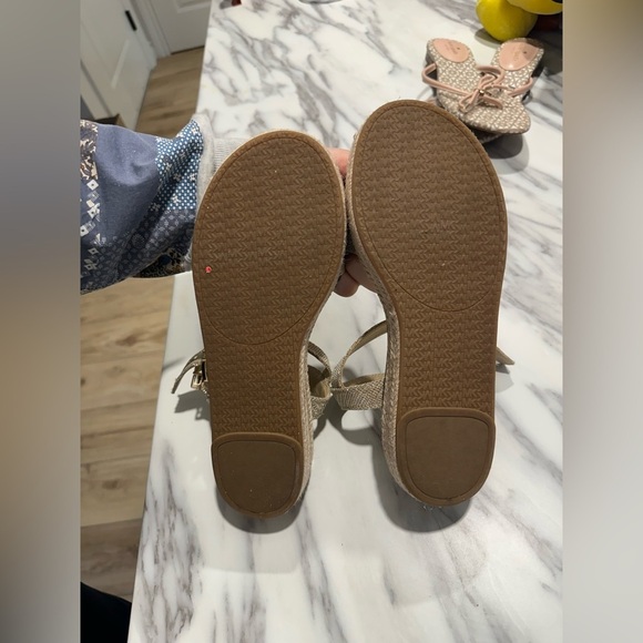NWOT- Micheal Kors Richie Espadrille sandal - Size 10 - Picture 6 of 11